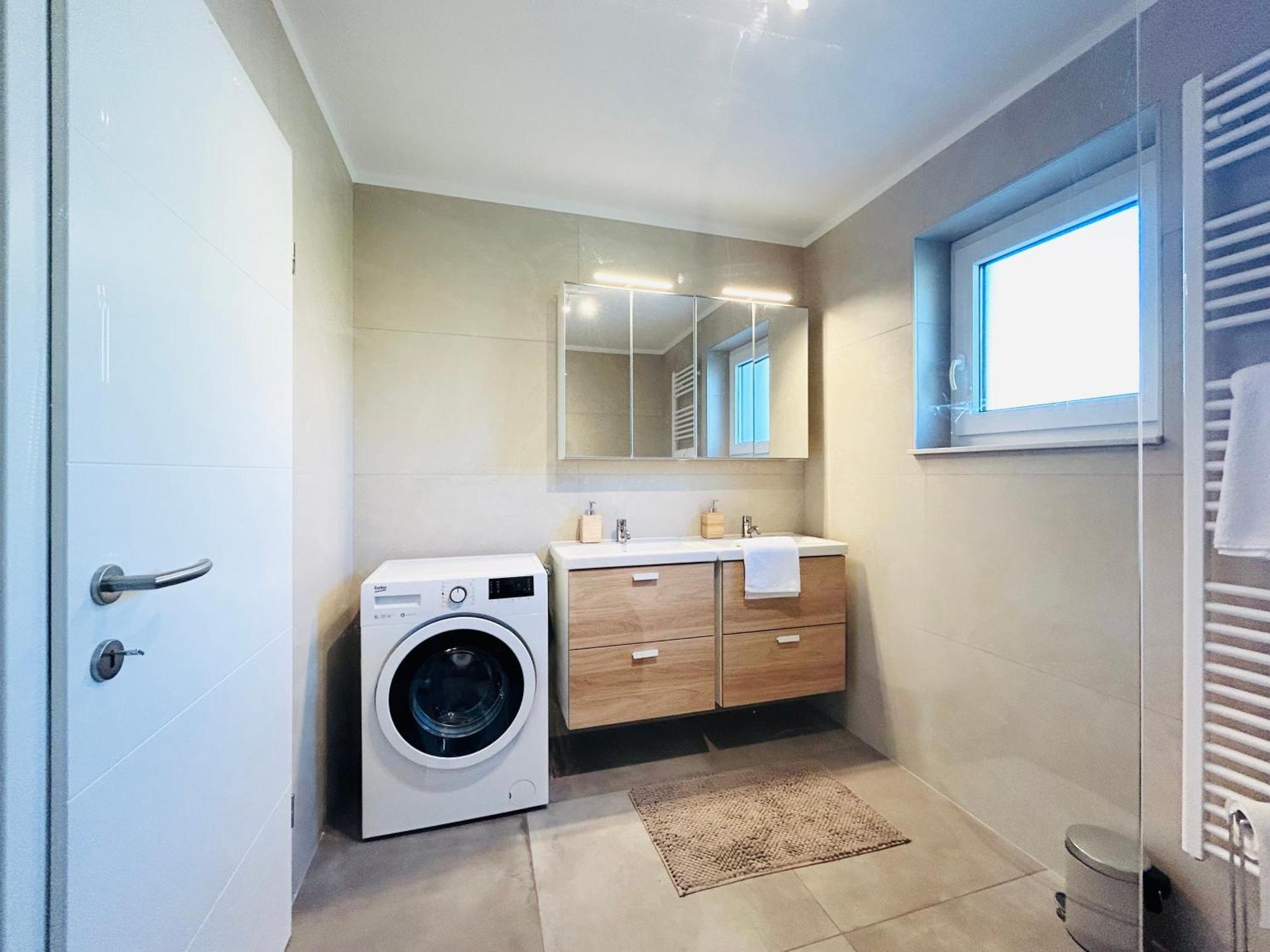 Apartma Jana Zirovnica Luaran gambar