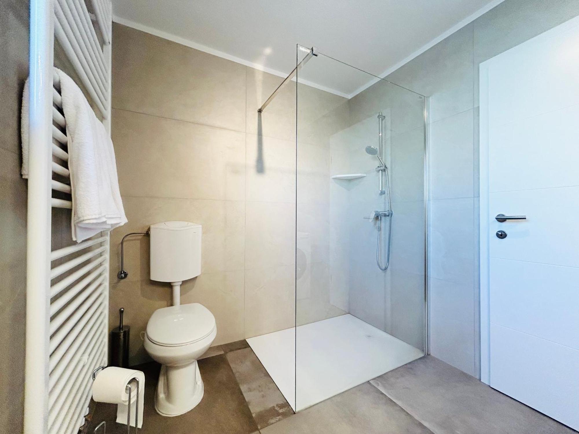 Apartma Jana Zirovnica Luaran gambar